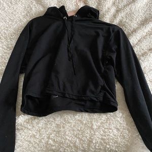 Black cropped hoodie